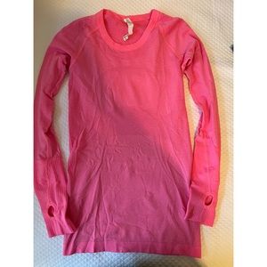 Lululemon swiftly long sleeve tee size 4